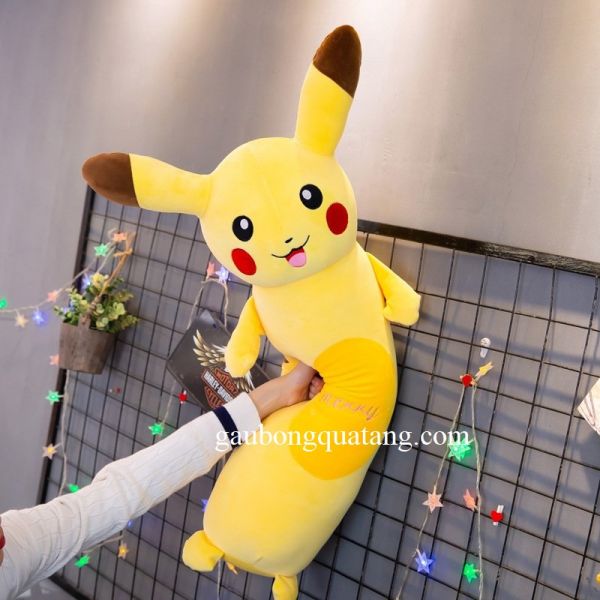 goi om thu nhoi bong pikachu